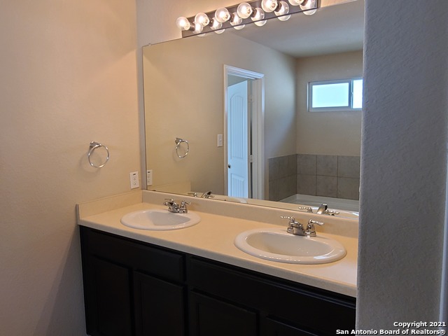 12110 Sapphire River Property Photo 14