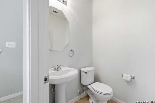 10707 Gentle Fox Bay Property Photo 15