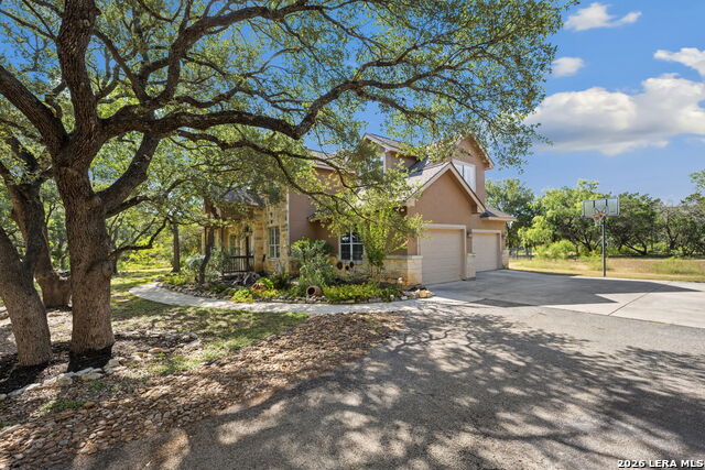 240 Steeplebrook Property Photo 3