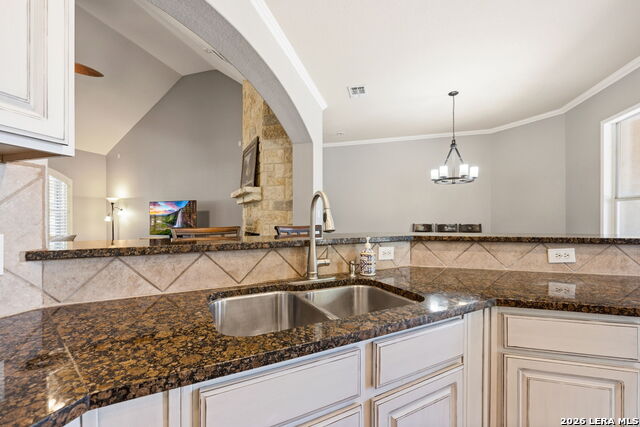 240 Steeplebrook Property Photo 14