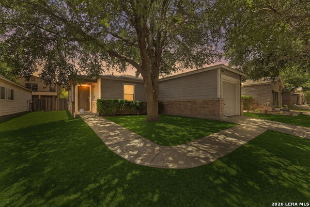 9922 Hawksbill Peak Property Photo 1