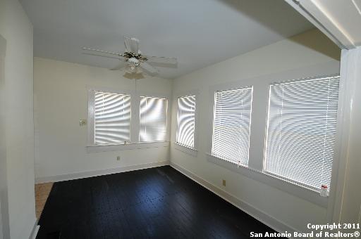 423 W Huisache Property Photo 8