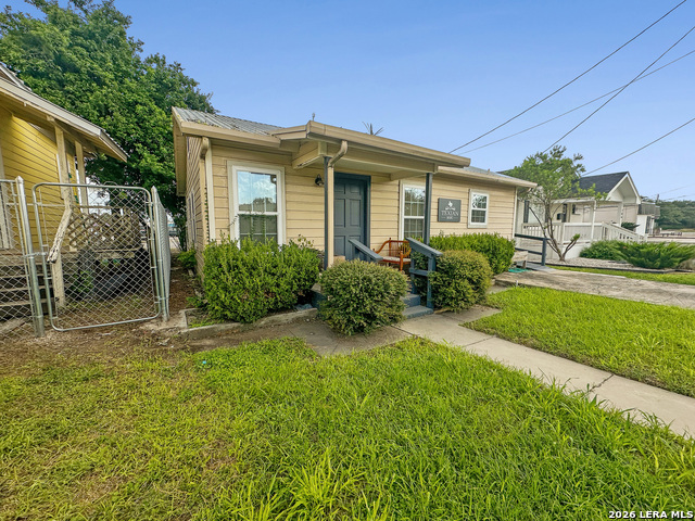 108 E Hefferman St Property Photo 1