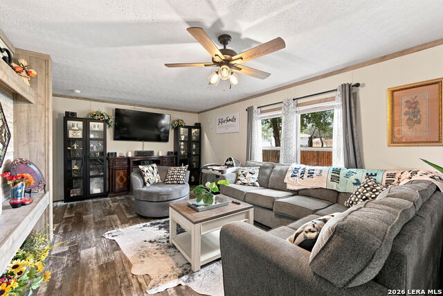 125 Acorn Holw Property Photo 10