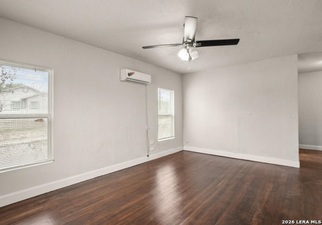 2303 Burnet Property Photo 2