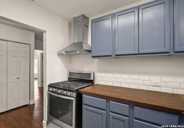 2303 Burnet Property Photo 5