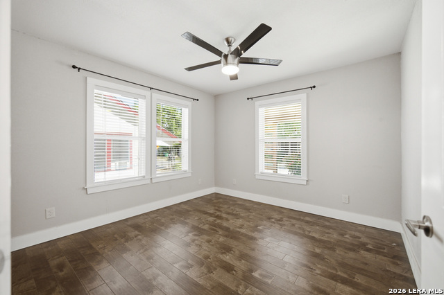 221 E French Pl Property Photo 21