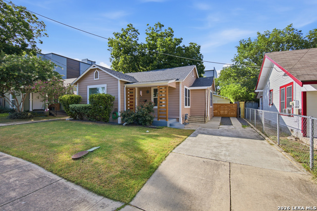 221 E French Pl Property Photo 40