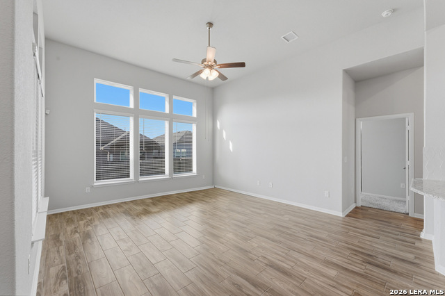 369 Durian Loop Property Photo 13
