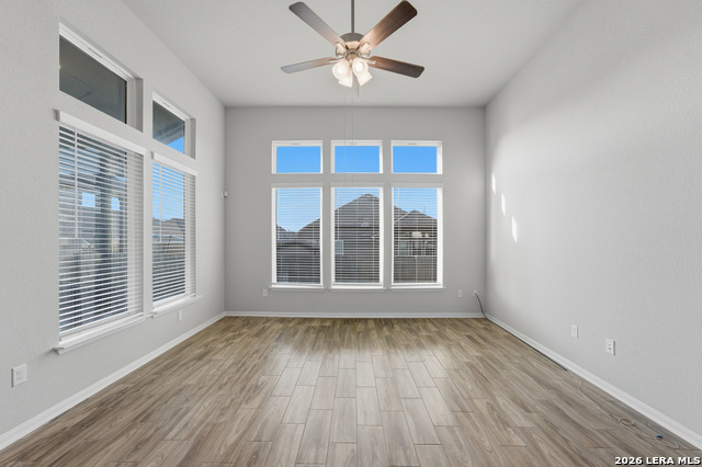 369 Durian Loop Property Photo 14