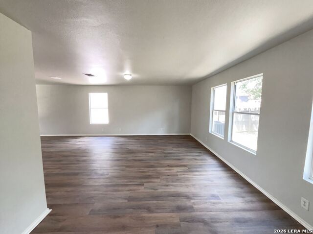 13206 Baldwin Rdg Property Photo 3