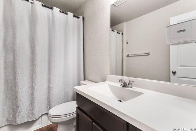 245 Hanover Pl Property Photo 39