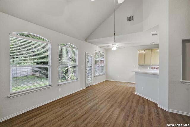 14527 Triple Crown Ln Property Photo 13