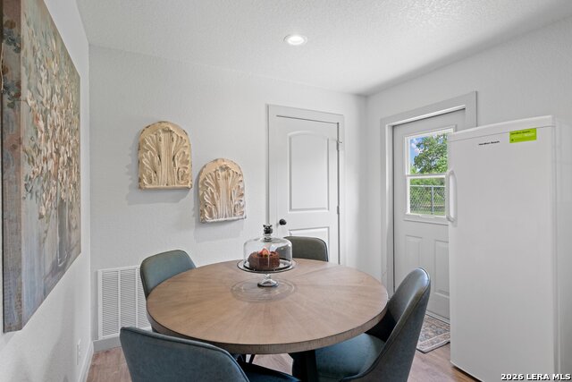 411 Emerald Loop Property Photo 28
