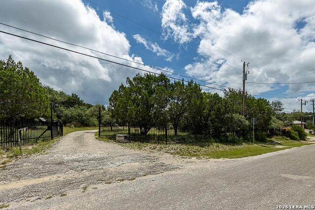 154 Linda Dr Property Photo 1