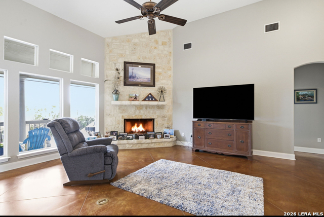 301 Mountain Spring Property Photo 5