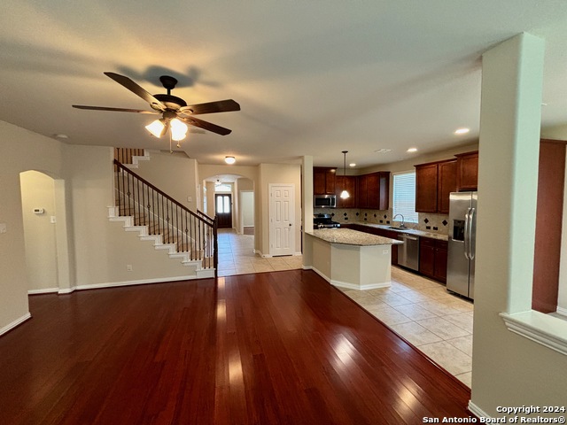 2114 Baltic Stream Property Photo 15