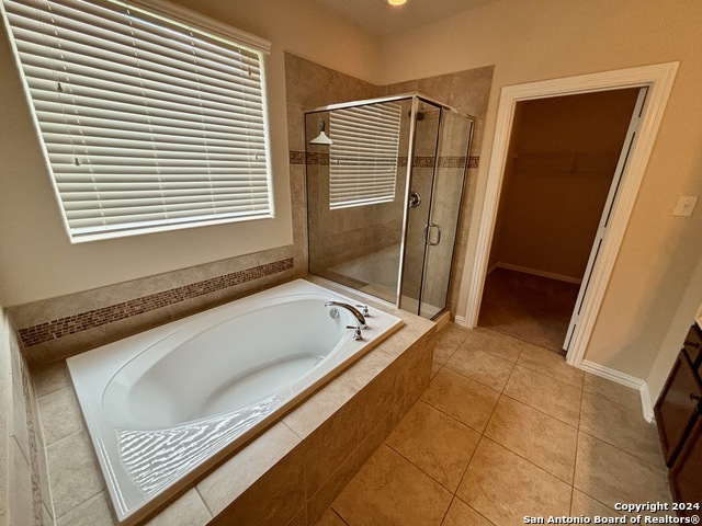 2114 Baltic Stream Property Photo 25