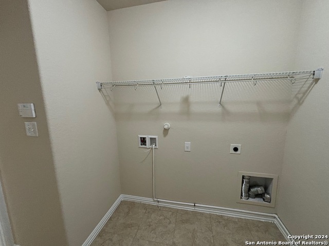 2114 Baltic Stream Property Photo 27