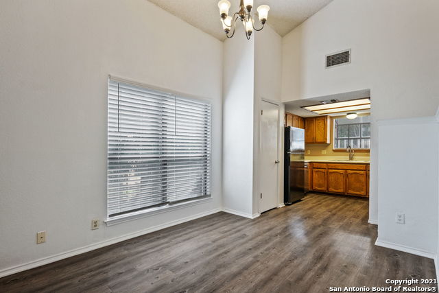 6406 Brook Cv Property Photo 8