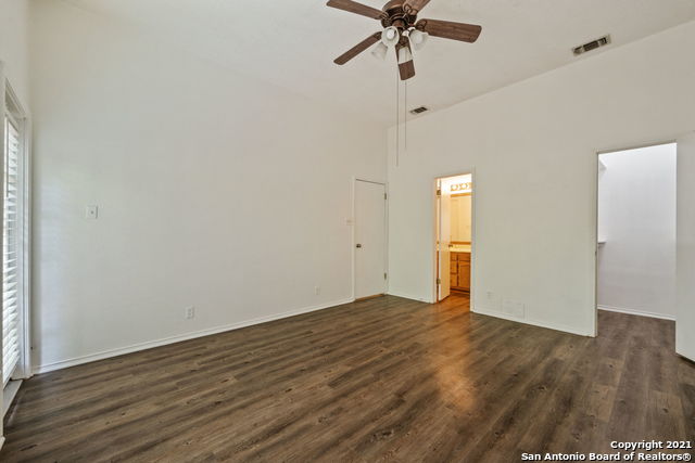 6406 Brook Cv Property Photo 14