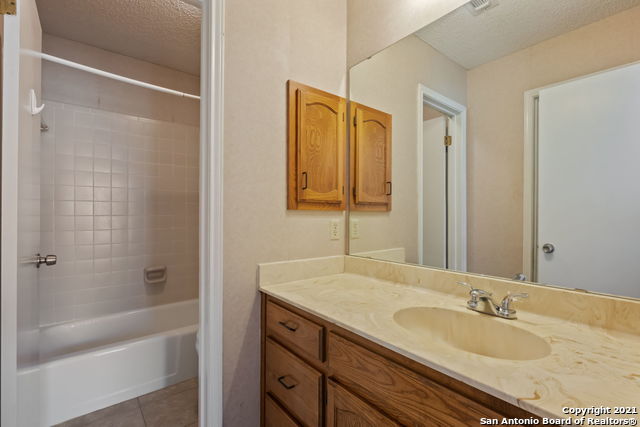 6406 Brook Cv Property Photo 18