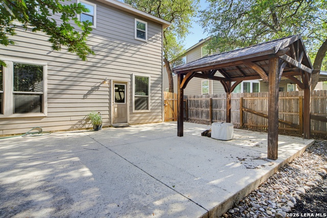 101 Cactus Flower Property Photo 25