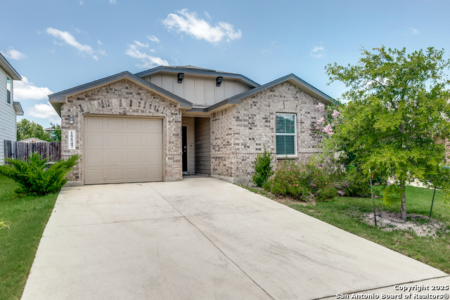 15547 Crimson Topaz Property Photo 1