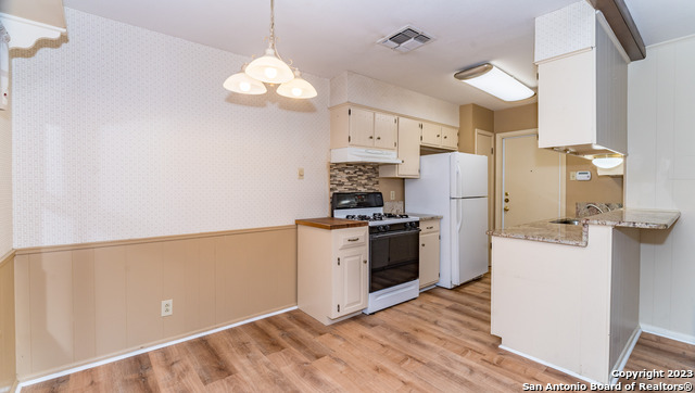 4146 Longvale Dr Property Photo 11