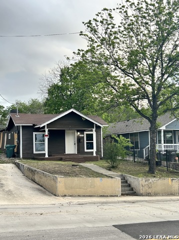2650 E Commerce St Property Photo 1