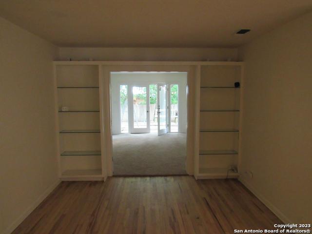 136 Harmon Dr Property Photo 5