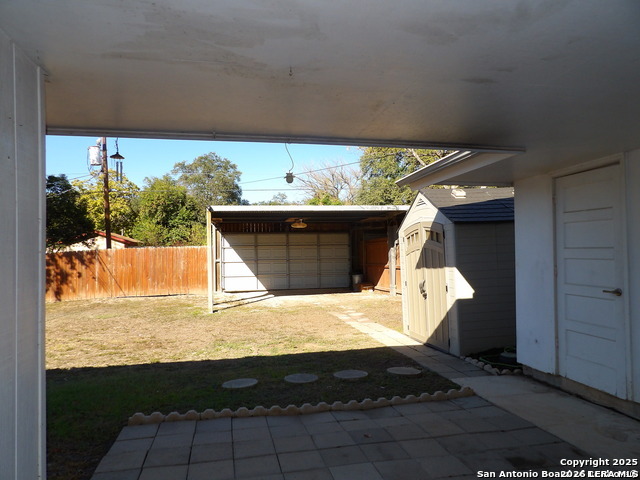 5637 Walzem Rd Property Photo 7