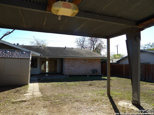 5637 Walzem Rd Property Photo 9