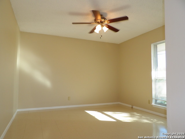 5637 Walzem Rd Property Photo 12