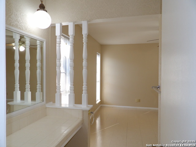 5637 Walzem Rd Property Photo 17