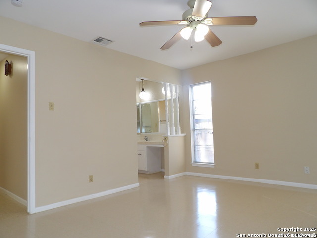 5637 Walzem Rd Property Photo 18