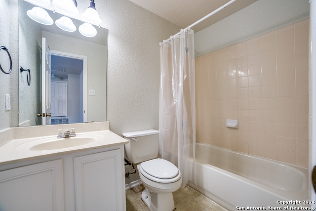 9114 Blazer Pl Property Photo 17