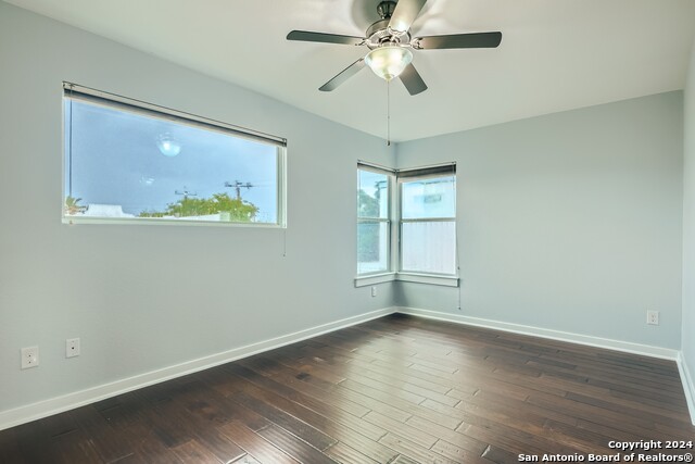 126 E Myrtle St Property Photo 15