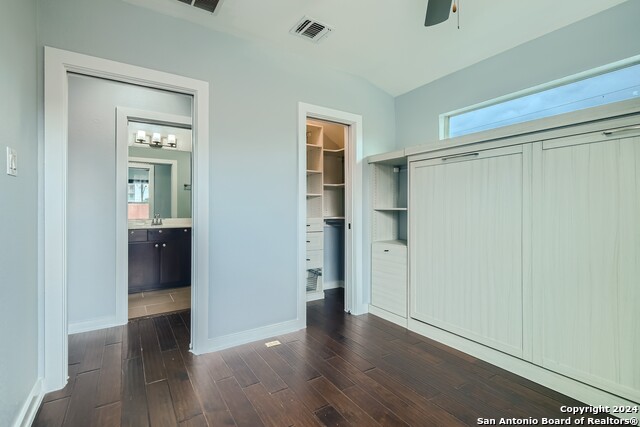 126 E Myrtle St Property Photo 22