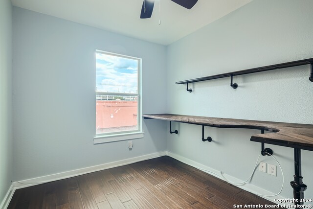 126 E Myrtle St Property Photo 24
