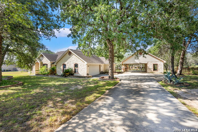 112 Legacy Trce Property Photo 1