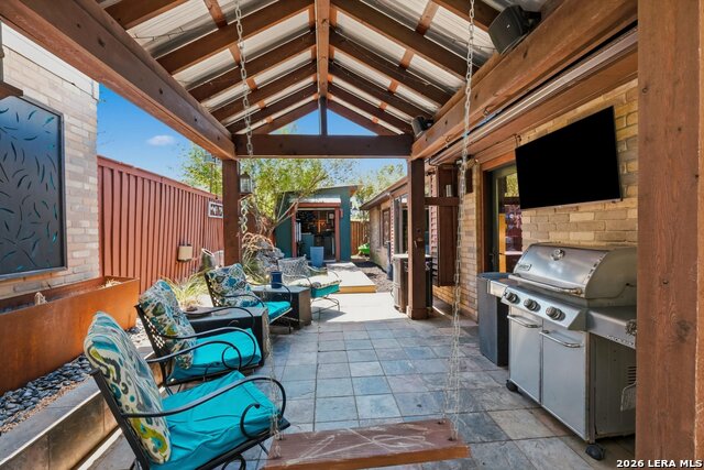 6406 Chimney Nest Property Photo 5