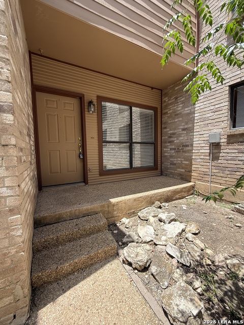 9510 Scots Gln Property Photo 2