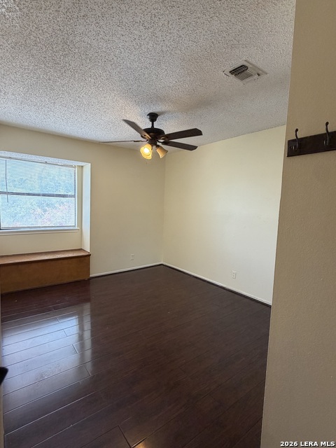 9510 Scots Gln Property Photo 14