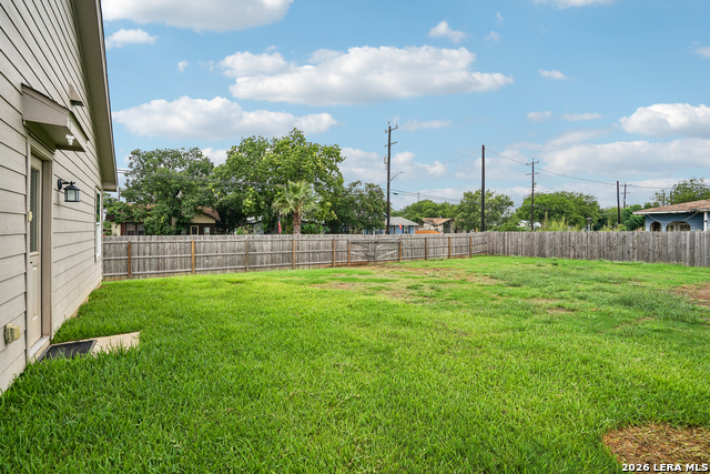2731 Robles St Property Photo 25