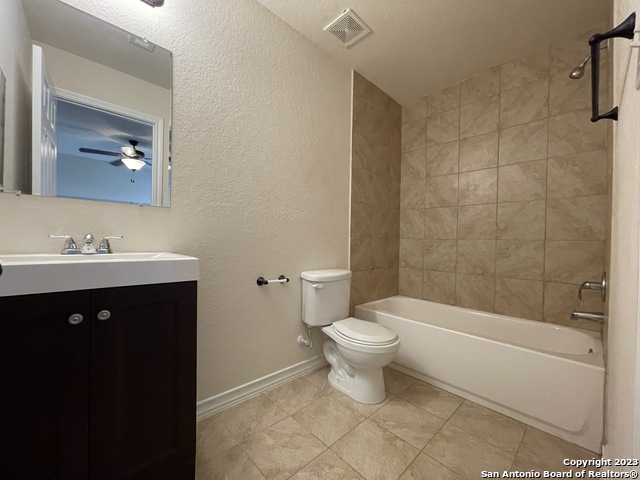 16828 Showdown Path Property Photo 6