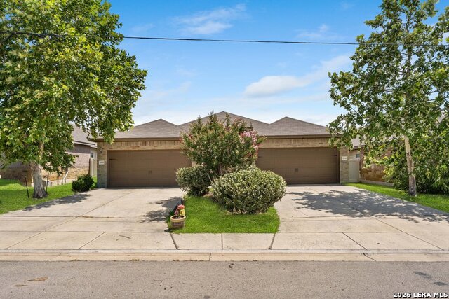 2541 Pahmeyer Road Property Photo 1