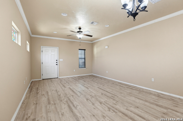 1014 Tripp Ln Property Photo 7