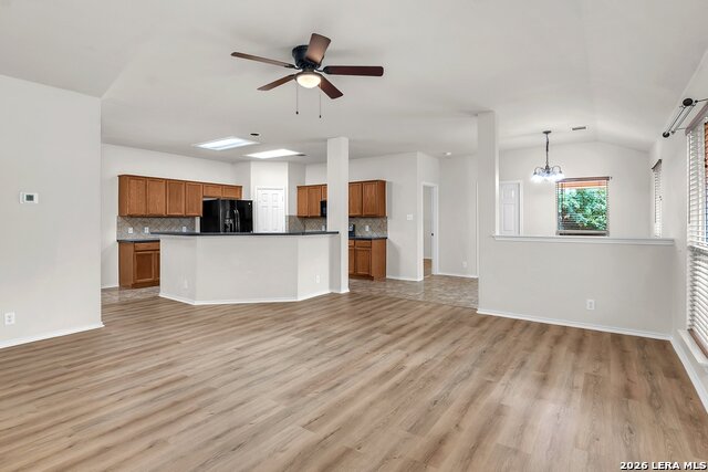 104 Happy Trl Property Photo 8