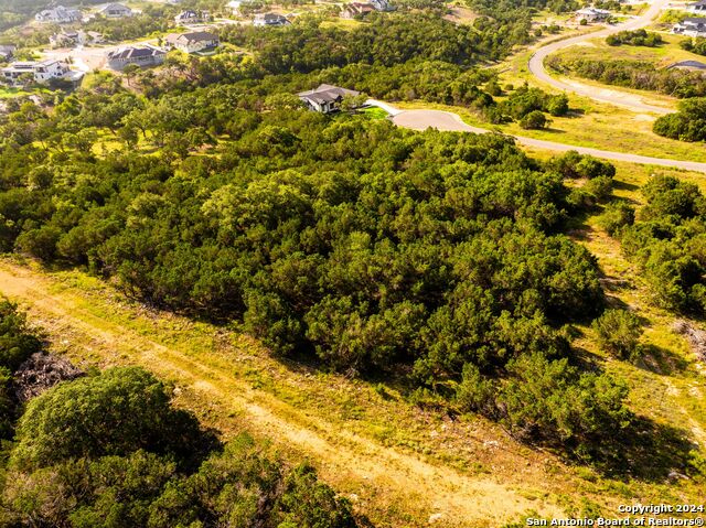 382 Cloudveil Property Photo 7